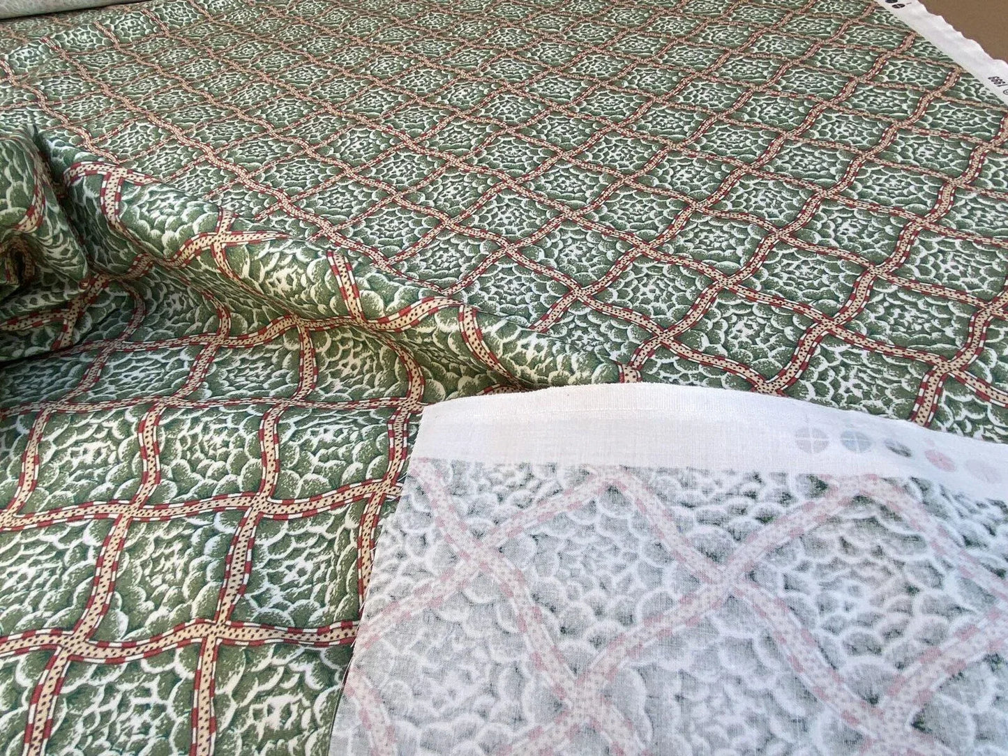 Scalamandre Beckford Print Green Rose In Diamond Square Cotton MSRP USD 140/Y