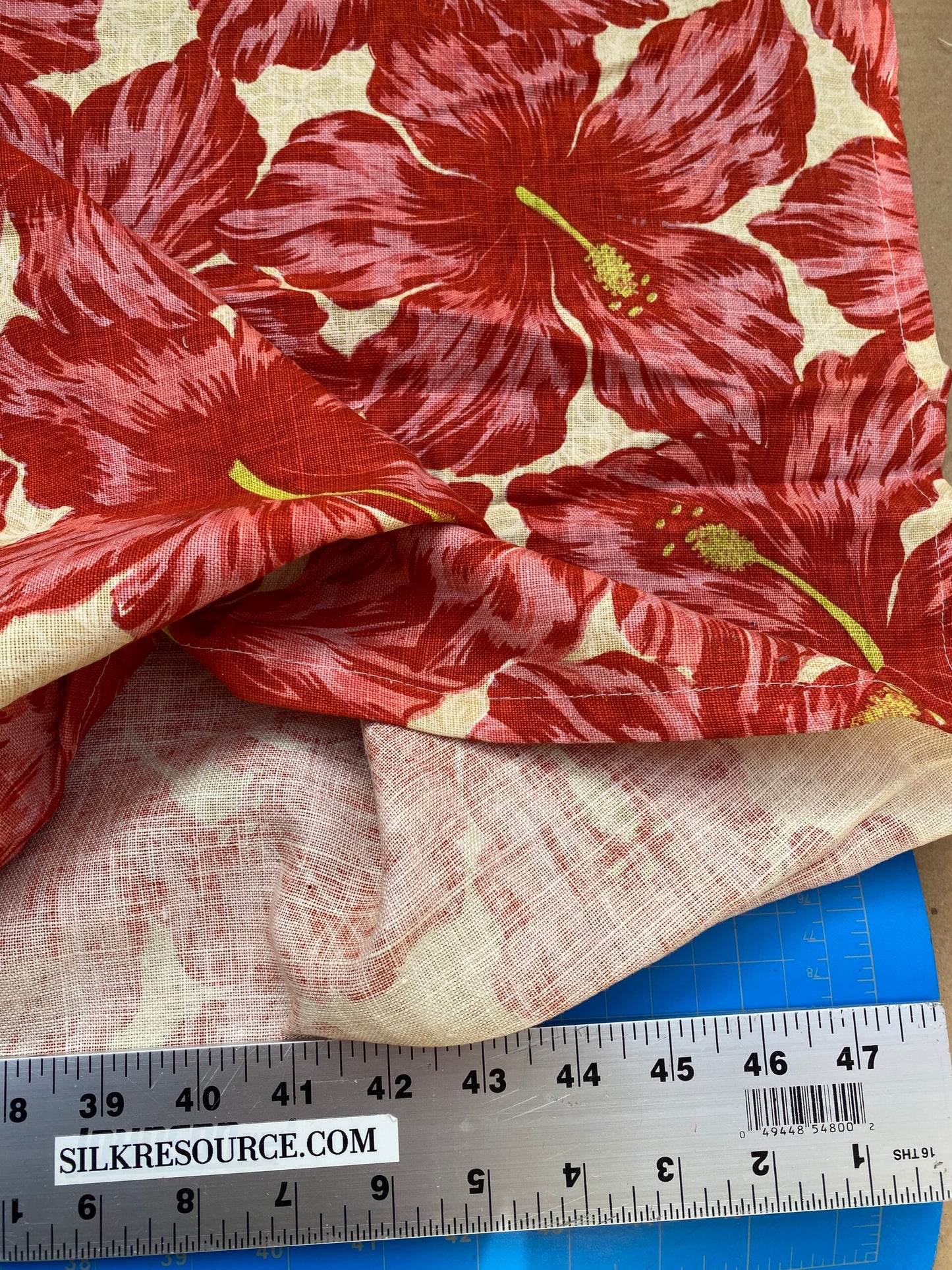 1 BerkBox94 Raoul Textile Line Hand Print Made in US Flower Pattern 1.6Y Botanical Floral White Red Hibiscus  1.8yd MSRP $300+/y