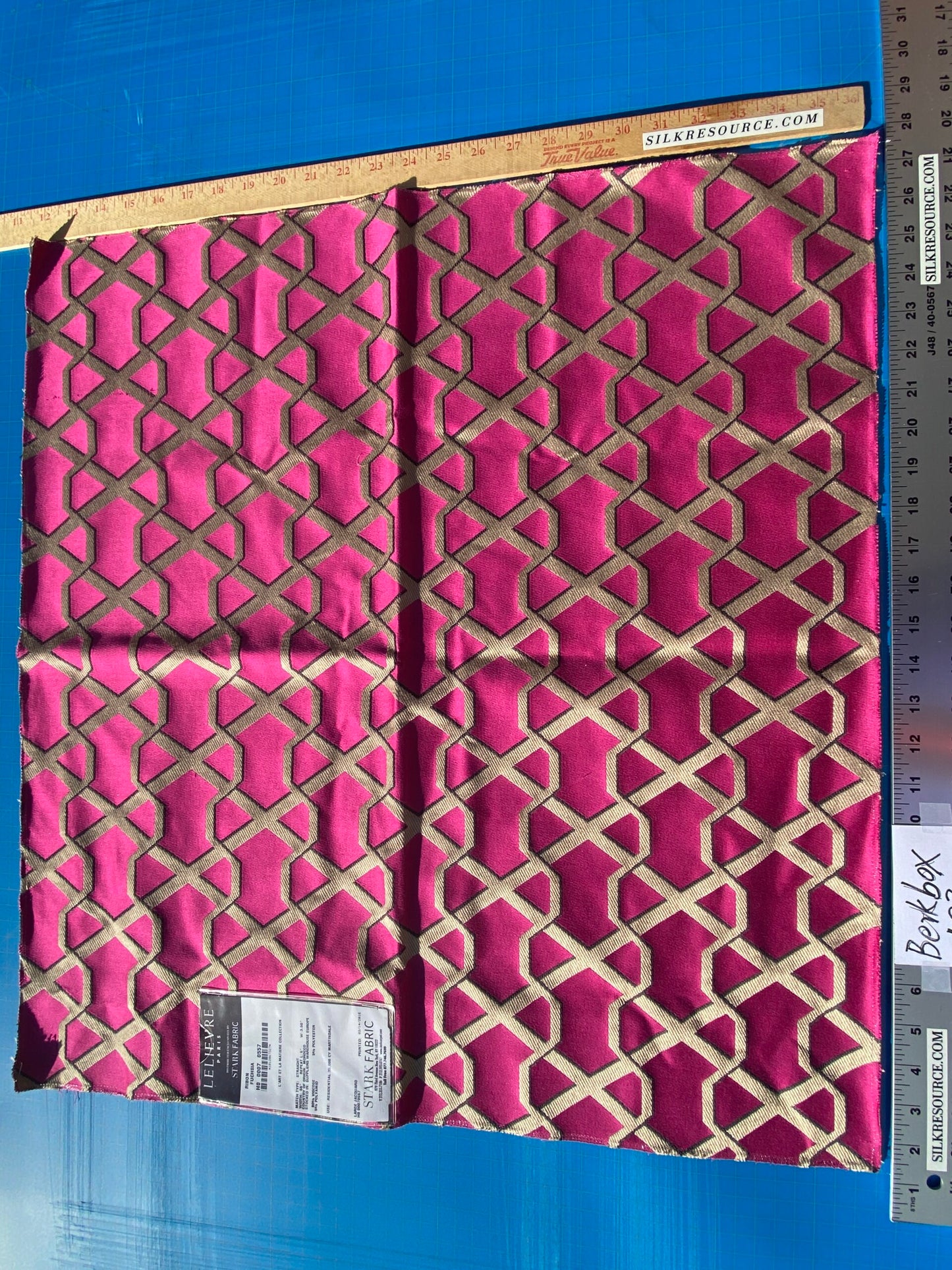 10 Berkbox103 Square Scalamandre Lelievre Ribon Fuchsia Pink Jacquard Diamond Ogee Fretwork Lattice Large Jacquard MSRP USD 300+/y