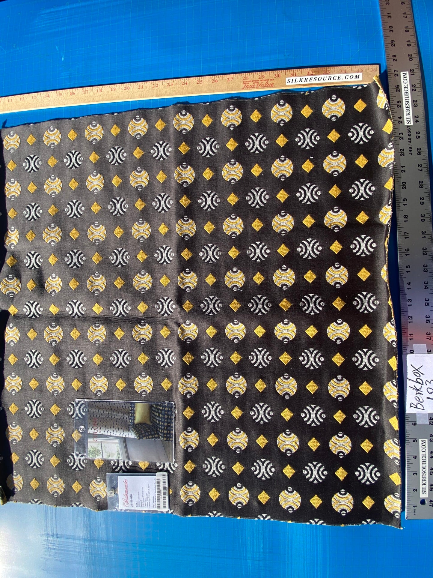 18 Berkbox103 Square Scalamandre Colony Collection Raku Nero Gray Geometric Small Scale