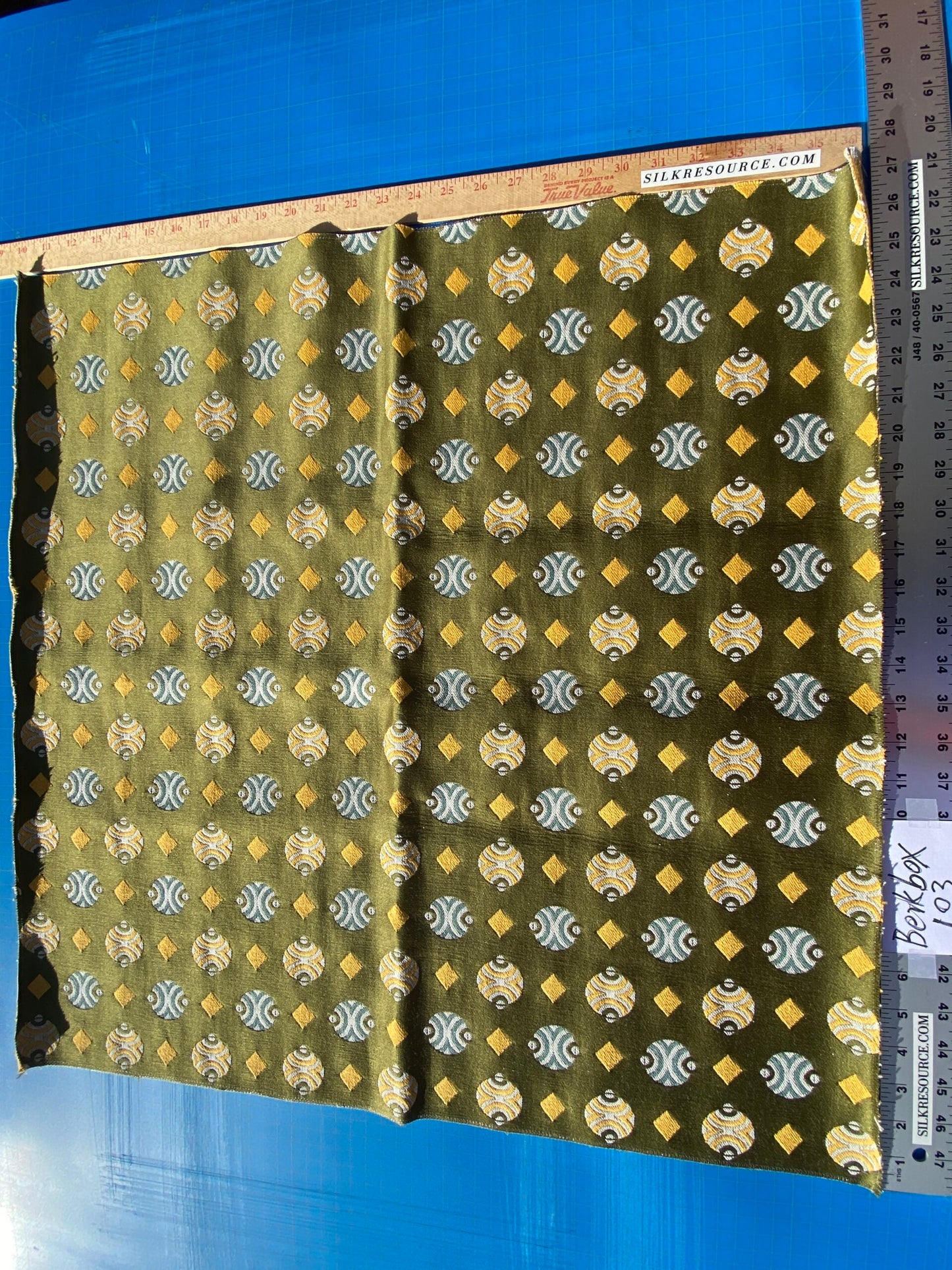 16 Berkbox103 Square Scalamandre Colony Collection Raku Verde Green Geometric Small Scale