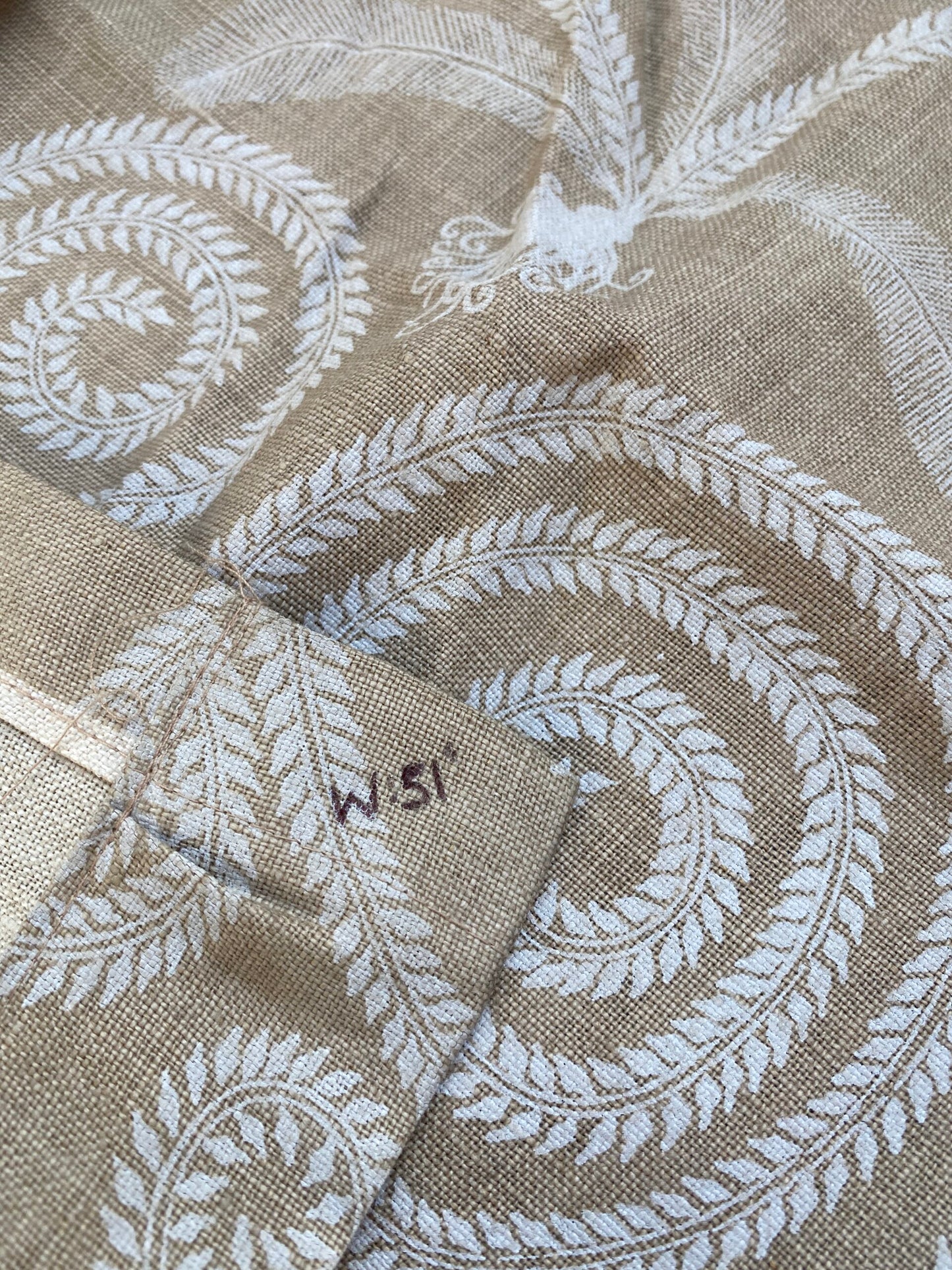 5 BerkBox94 Raoul Textile Line Hand Print Made in US Art Deco Fiddle Head Fern Beige White 1.6yd x 51" wide MSRP $300+/y