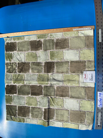 4 Berkbox104 Square Scalamandre Castellina Moss Cut Velvet Green Abstract Geometric MSRP USD 296/y