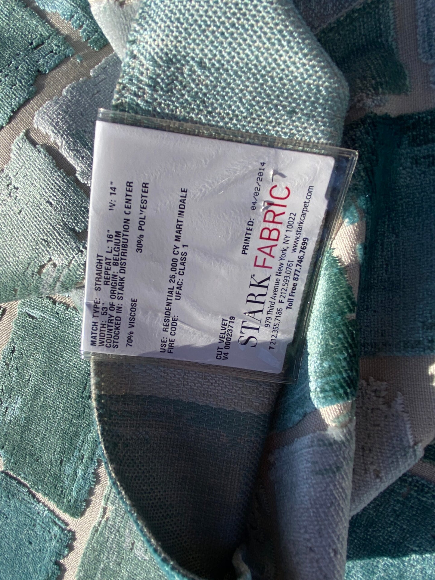 5 Berkbox104 Square Scalamandre Castellina Carribean Cut Velvet Aqua Green Abstract Geometric MSRP USD 296/y