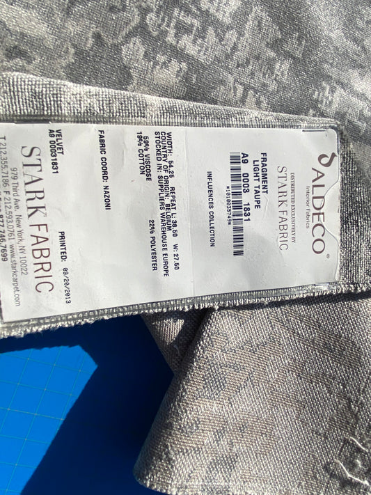 9 Berkbox104 Square Scalamandre Aldeco Fragment Light Taupe Gray Abstract Velvet