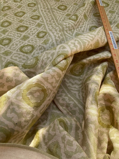 18 BerkBox94 Raoul Textile Line Hand Print Made in US Mali Green White Art Deco Ikat Dots Diamond 1.6YD MSRP $300+/y