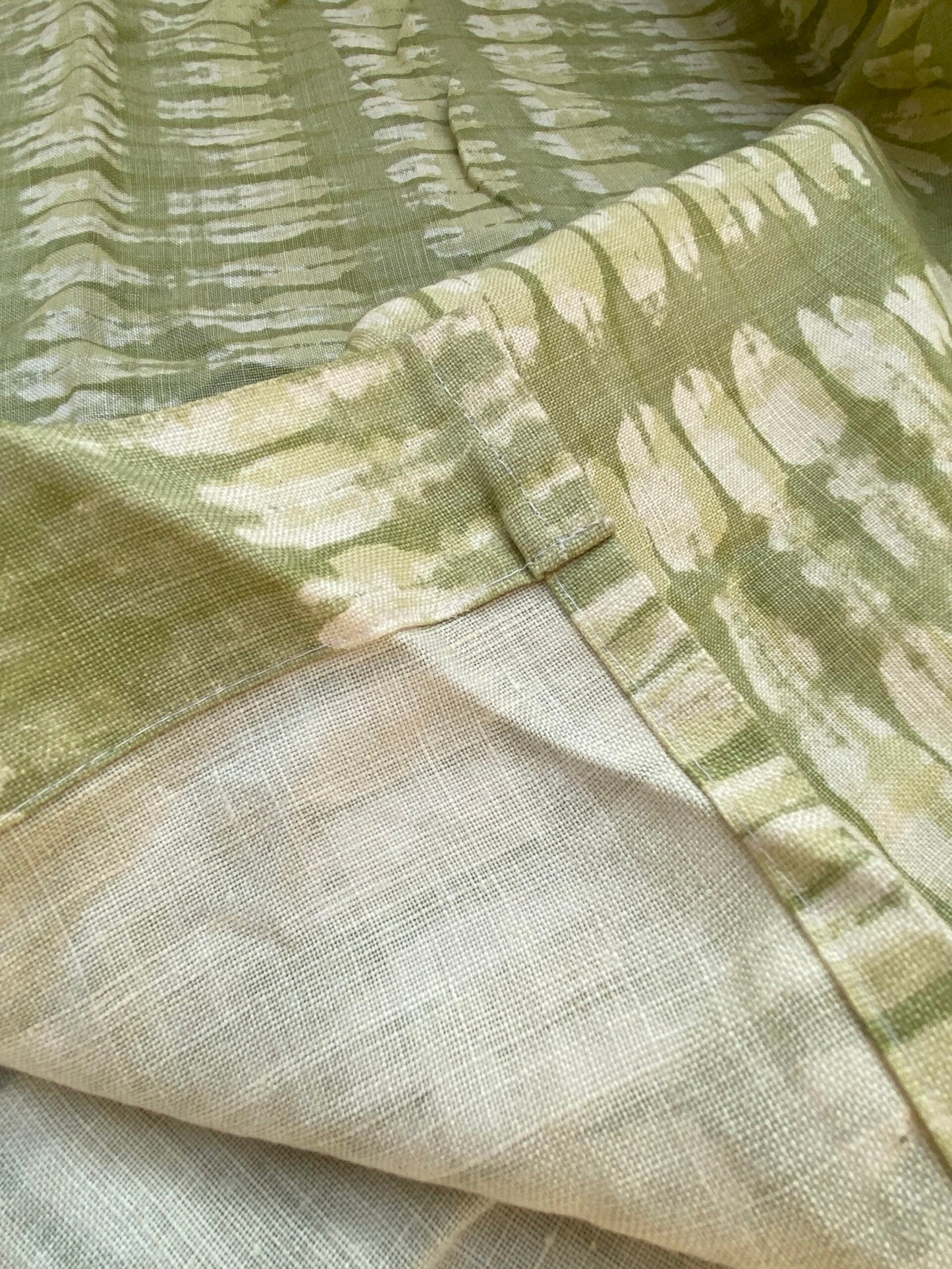 19 BerkBox94 Raoul Textile Line Hand Print Made in US Green Beige Stripe Small Scale MSRP $300+/y