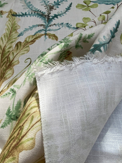4 BerkBox95 Printed Fabrics by Old World Weavers 2.4Y Wethersfield Fern Spring Tropical White Green Blue