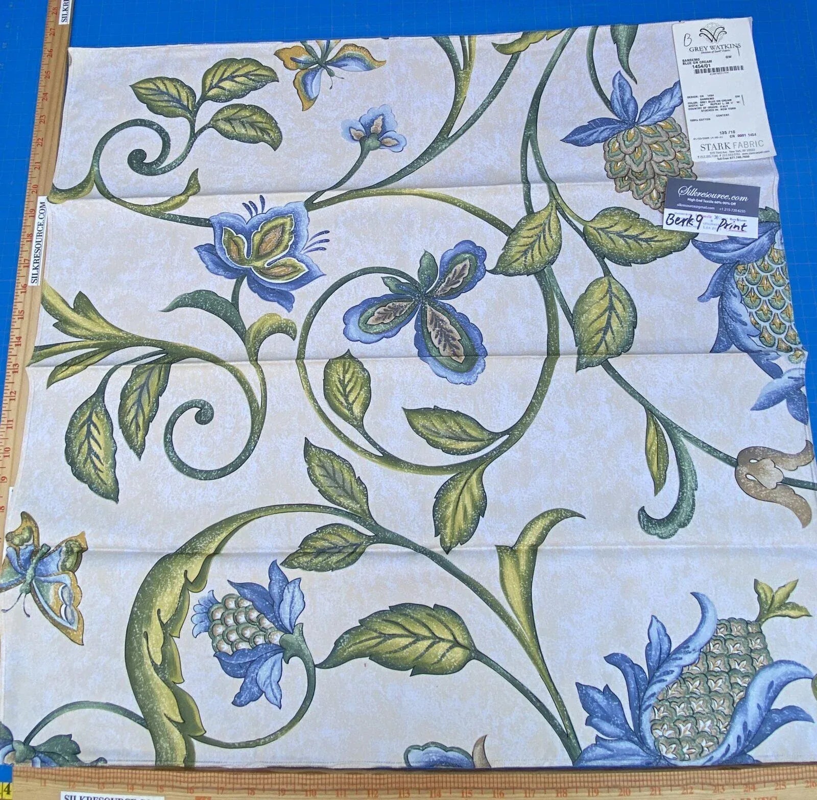 Scalamandre Berkbox Print - Blue On Cream