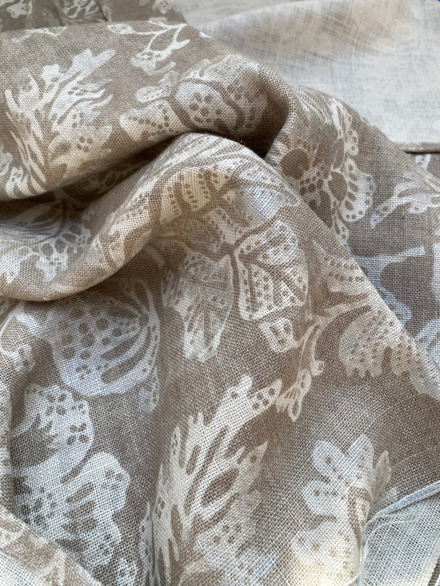 11 BerkBox95 Printed Fabrics by Scalamandre Calais Linen Print Flax Beige Floral MSRP 300+/y