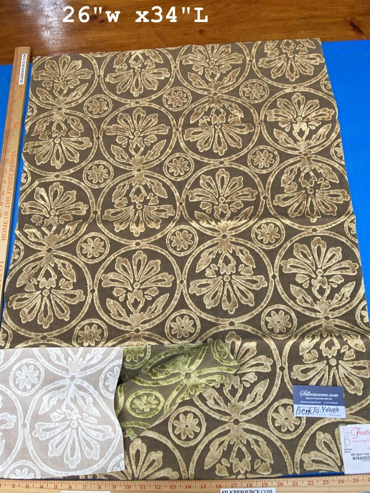 Scalamandre Ikaria Velvet - Gold