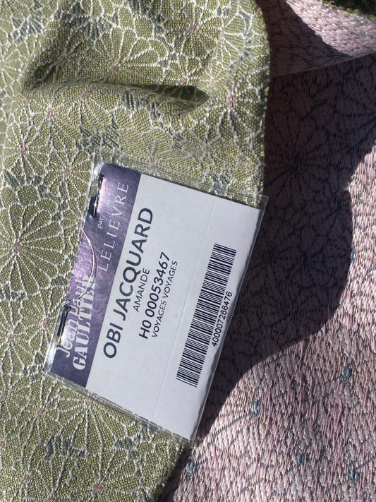 10 Berkbox105 Square Scalamandre Jean Paul Gaultier Obi Jacquard Amande Green White Floral Small Scale