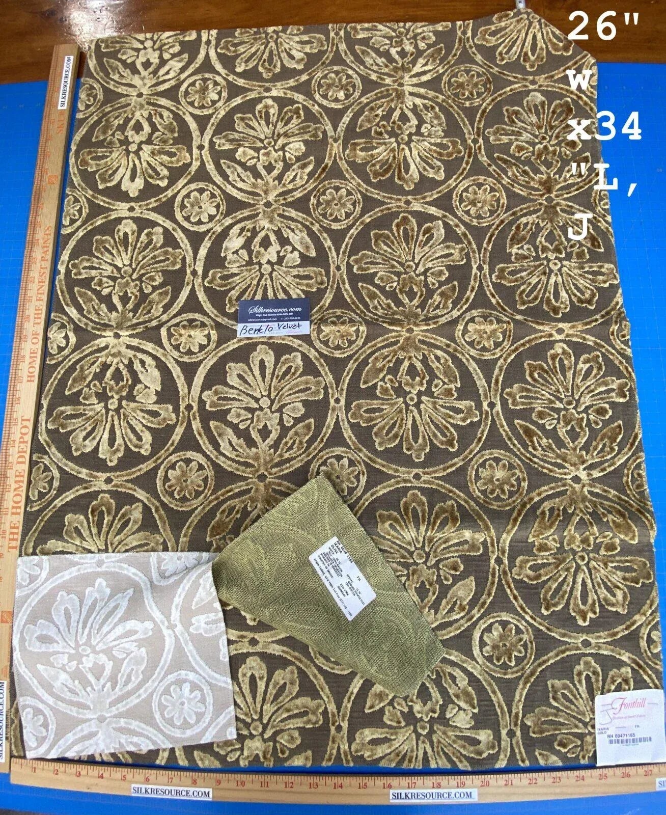4j Berkbox10 Length Scalamandre Velvet 26x34 Inches Ikaria Gold