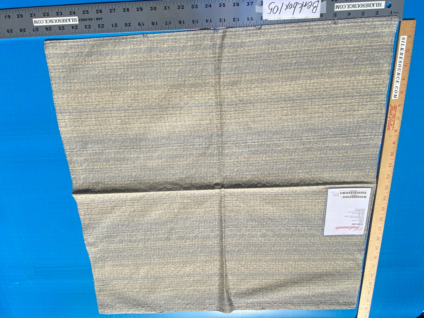 17 Berkbox105 Square Scalamandre Gobi Blu Blue Jacquard Cotton Strie Texture