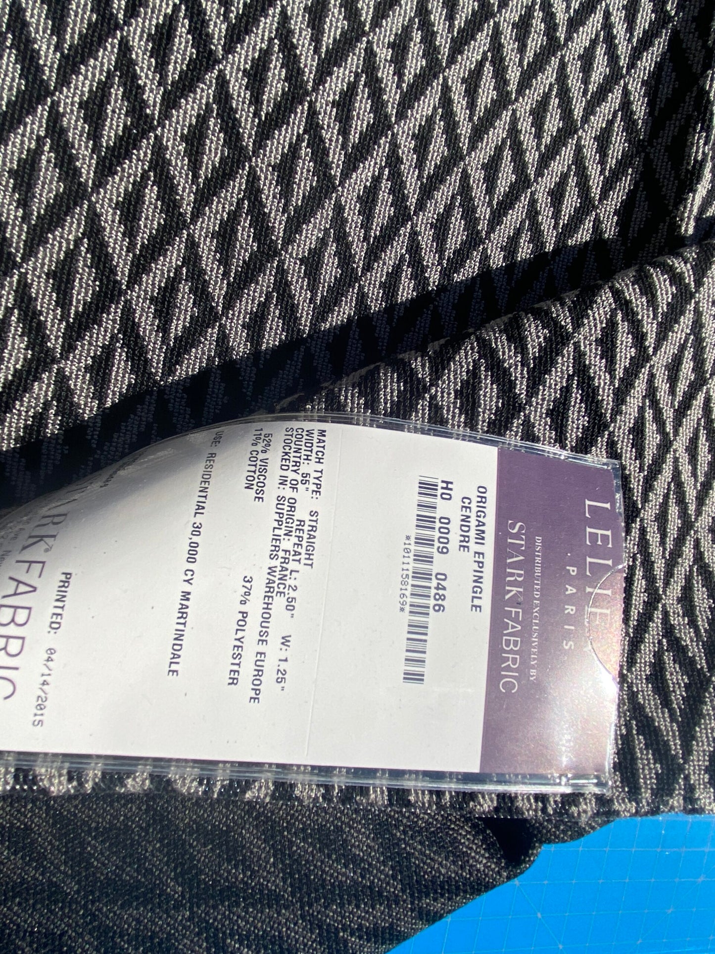 24 Berkbox105 Square Scalamandre Lelievre Paris Origami Epingle Cendre Black Gray Diamond Geometric Small Scale MSRP USD374/y (Copy)