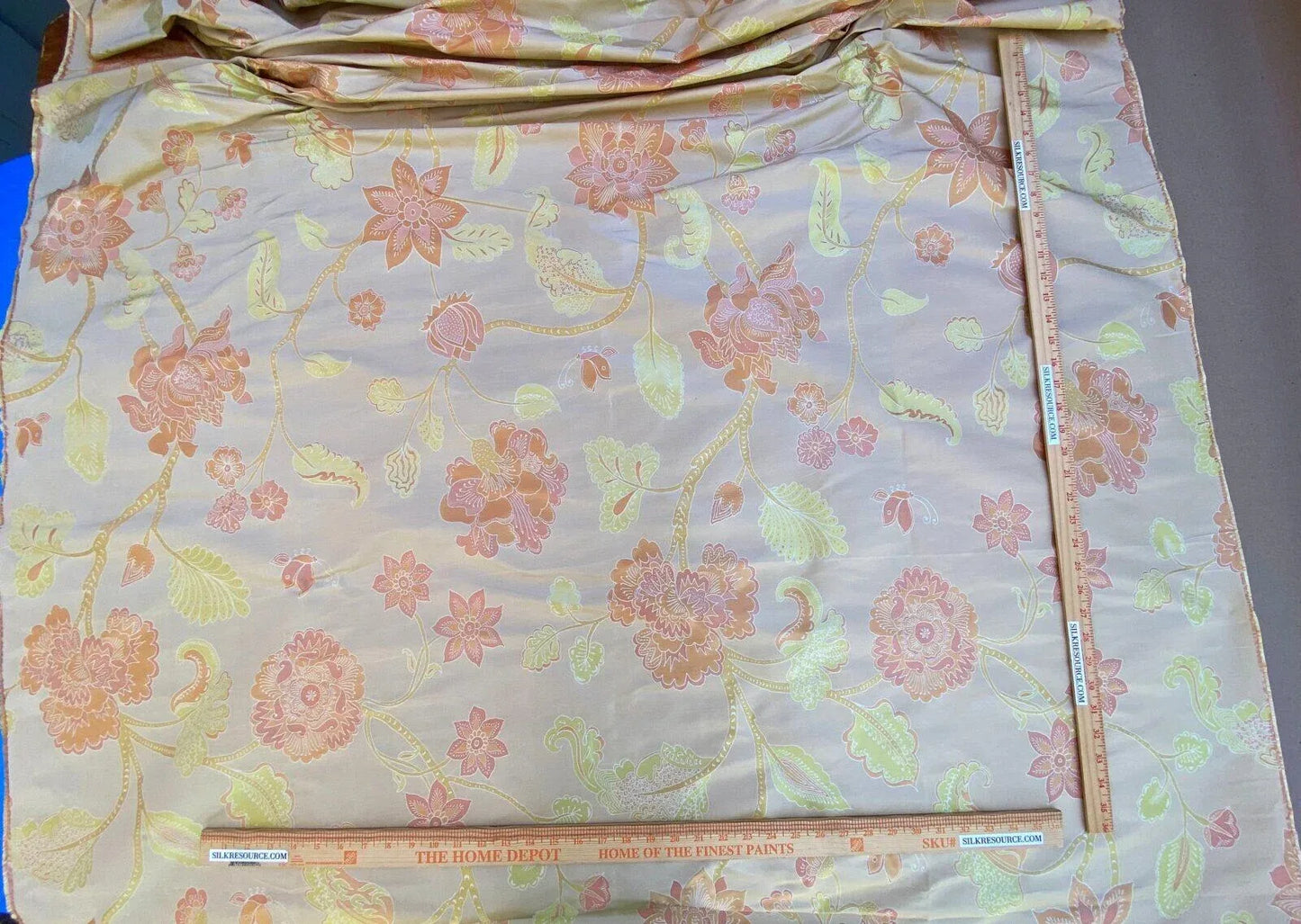 Vervain Fabricut 100% Silk Isidora Romantic Damask In Melon Pink Sparkling MSRP USD 214/Y Orange Green On Warm Gold