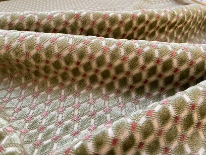 4 Berkbox96 Length Jacquard Green Red Dot Diamond Small Scale 1.4y MSRP USD300+/y