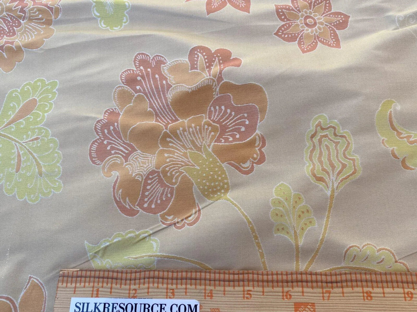 Vervain Fabricut 100% Silk Isidora Romantic Damask In Melon Pink Sparkling MSRP USD 214/Y Orange Green On Warm Gold