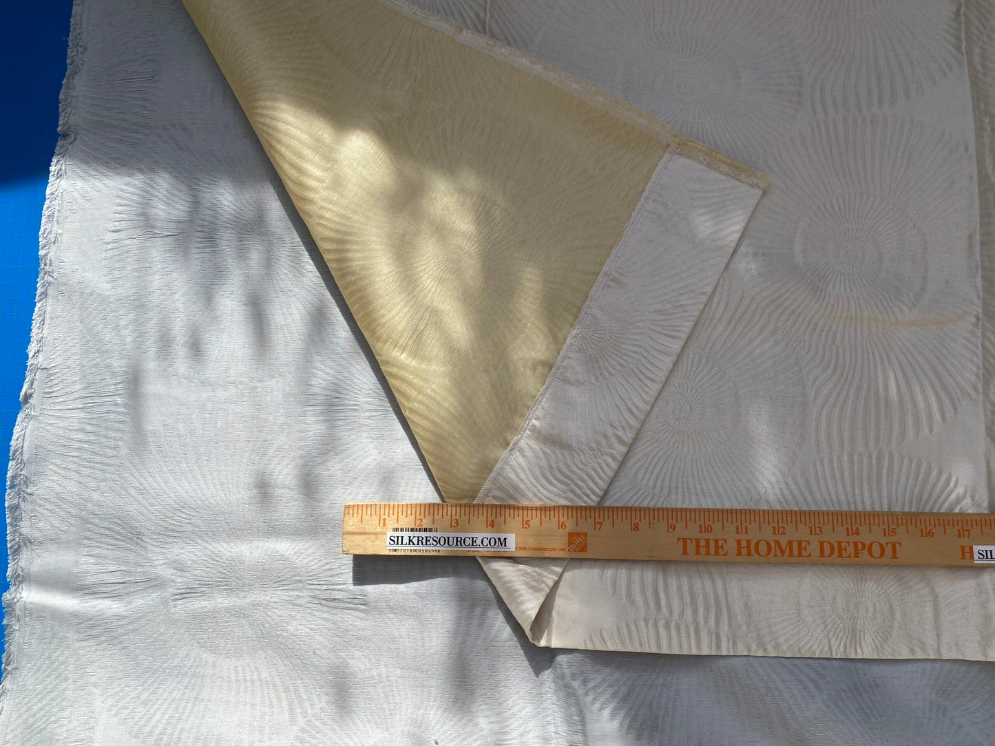 6 Berkbox96 Length Scalamandre Nautilo Eggshell 1.4yd White 1.5y Blue  Jacquard, Bird , Animal/ocean MSRP USD 302/y