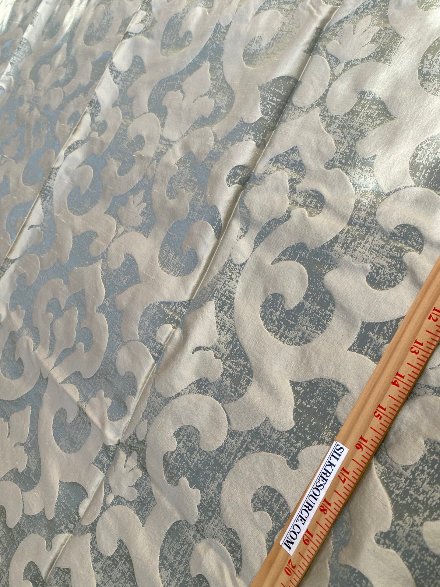 10 Berkbox96 Length Jacquards by Grey Watkins Alphonso Blue Silk Damask MSRP USD 228/y