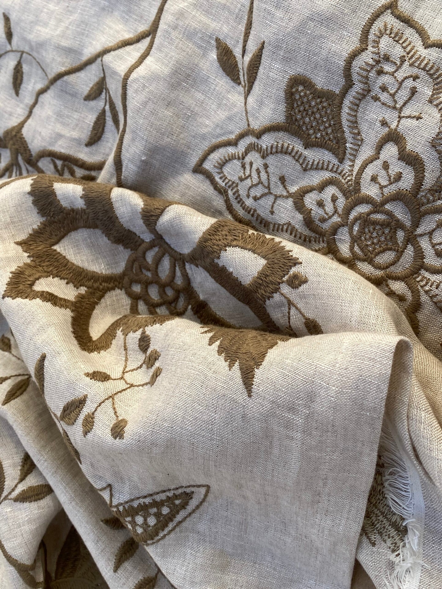 14 Berkbox96 Length Embroidery Floral Botanical Foliage White and Brown MSRP USD300+/y