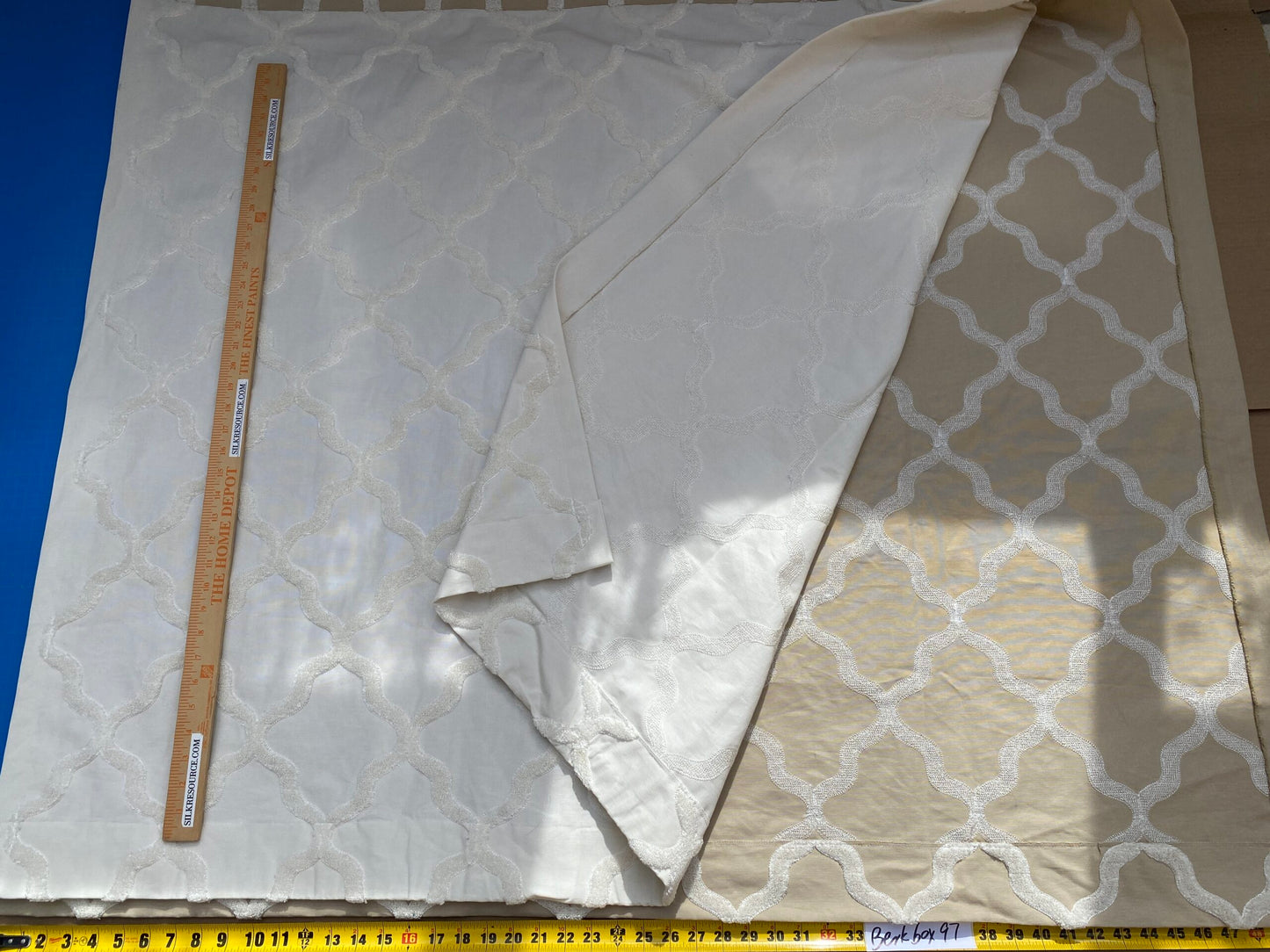 7 Berkbox97 Length Jacquard by Scalamandre Fonthill Astley Boucle Brown White Cream Diamond Ogee MSRP USD 338/Y