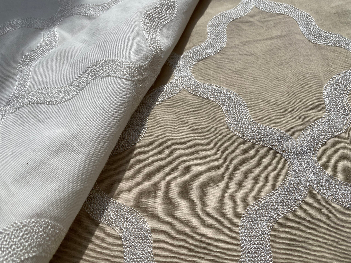 7 Berkbox97 Length Jacquard by Scalamandre Fonthill Astley Boucle Brown White Cream Diamond Ogee MSRP USD 338/Y