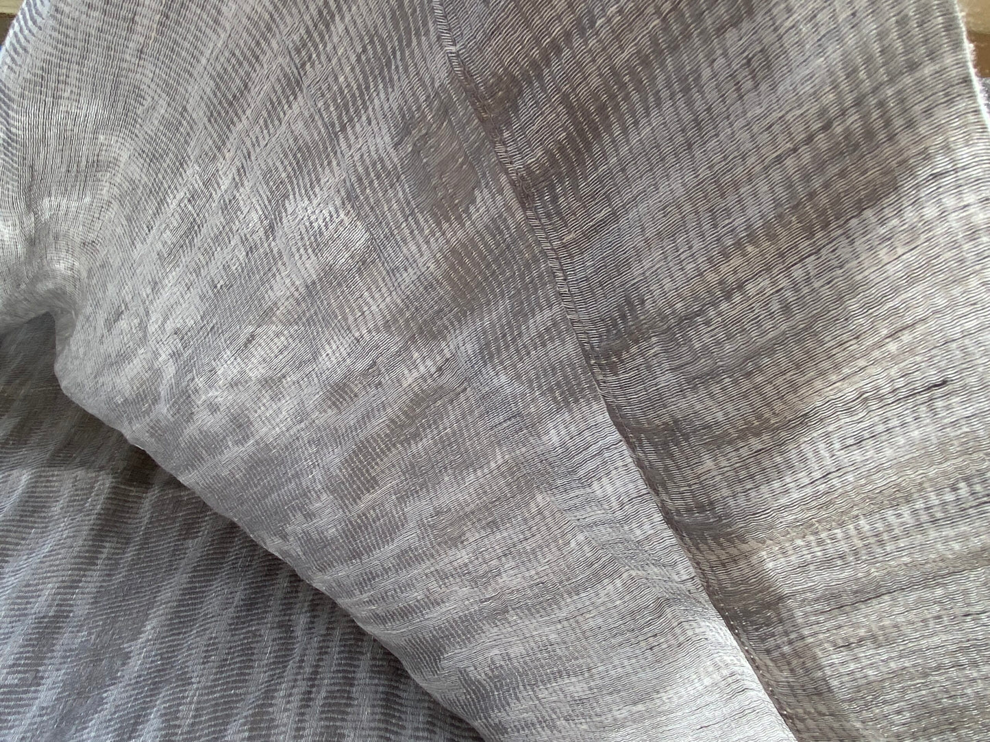 10 Berkbox97 Length Plains Texture by Houles Paris Idya Gray Stripe Texture MSRP USD 200+/y