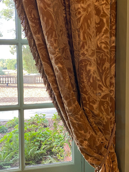 Scalamandre Pennsbury Caramel Warm Brown Beige Cut Linen Velvet Renaissance MSRP USD 504/Y