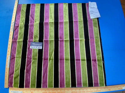 10 Berkbox14 Scalamandre Velvet Flash Back Pivoine