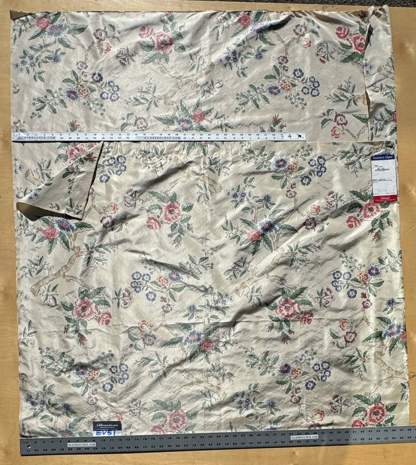 12 EV51 2.4y x 51"W Length Scalamandre Tassinari and Chatel Geisha Fond Creme Cream White Print Floral Botanical Historical MSRP USD2000+y