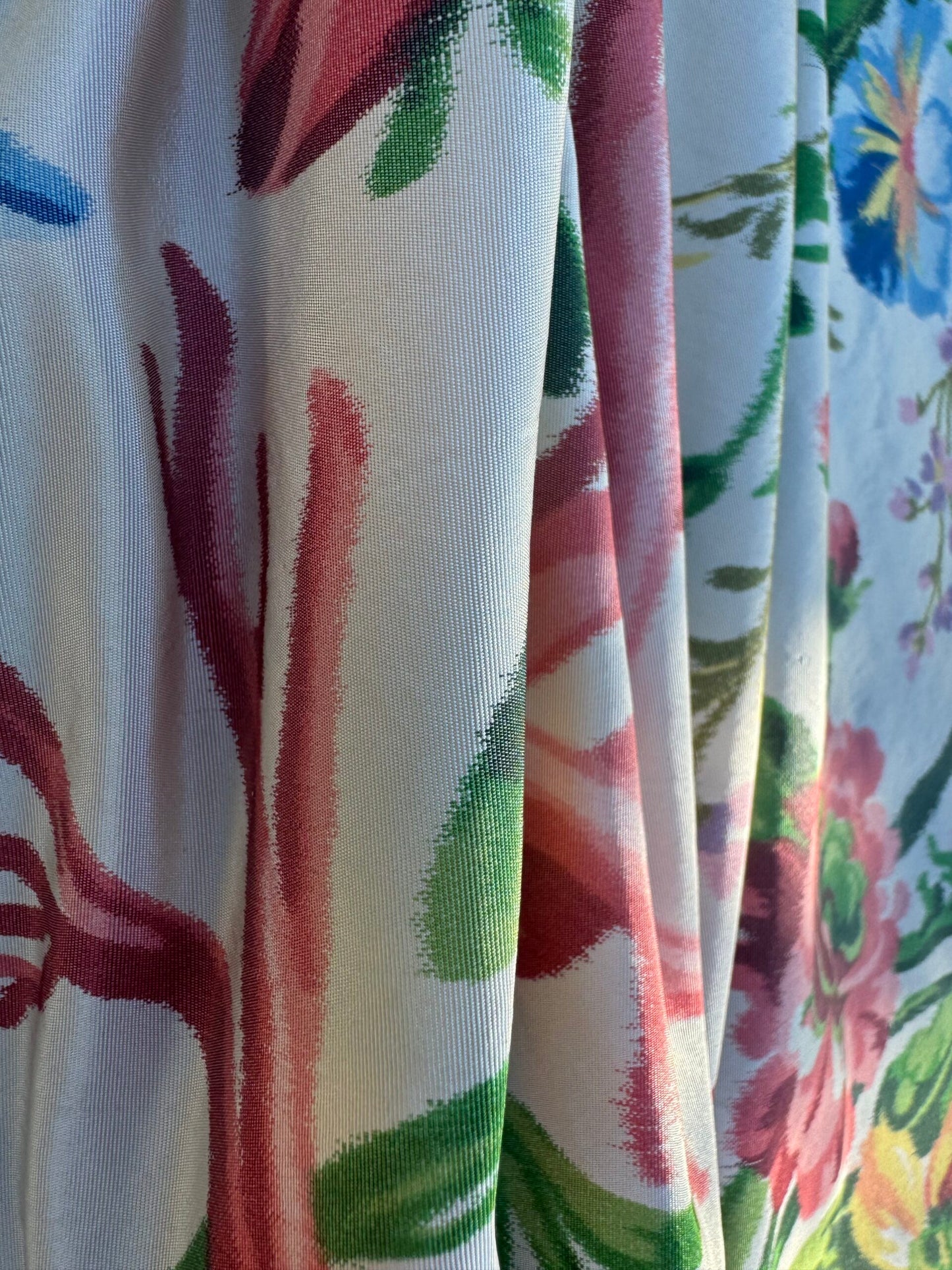 13 EV51 2.4y x 51"w Length Scalamandre Tassinari and Chatel Branche de Corail Fond Creme Coral Branch Rose Silk Warp Print Floral Botanical Historical MSRP USD2000+y