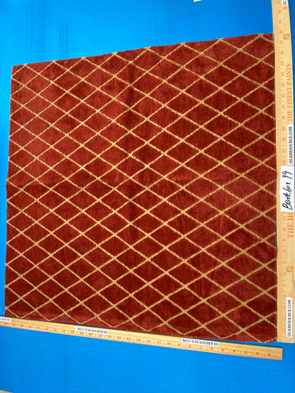 33 Berkbox99 Square Jacquard by Scalamandre Diamond Pattern Red Beige MSRP 300+/y