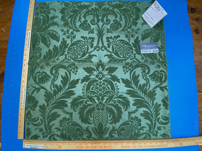 8b Berkbox15 Scalamandre La Valliere Coubertin  Cut Velvet Old World Weavers