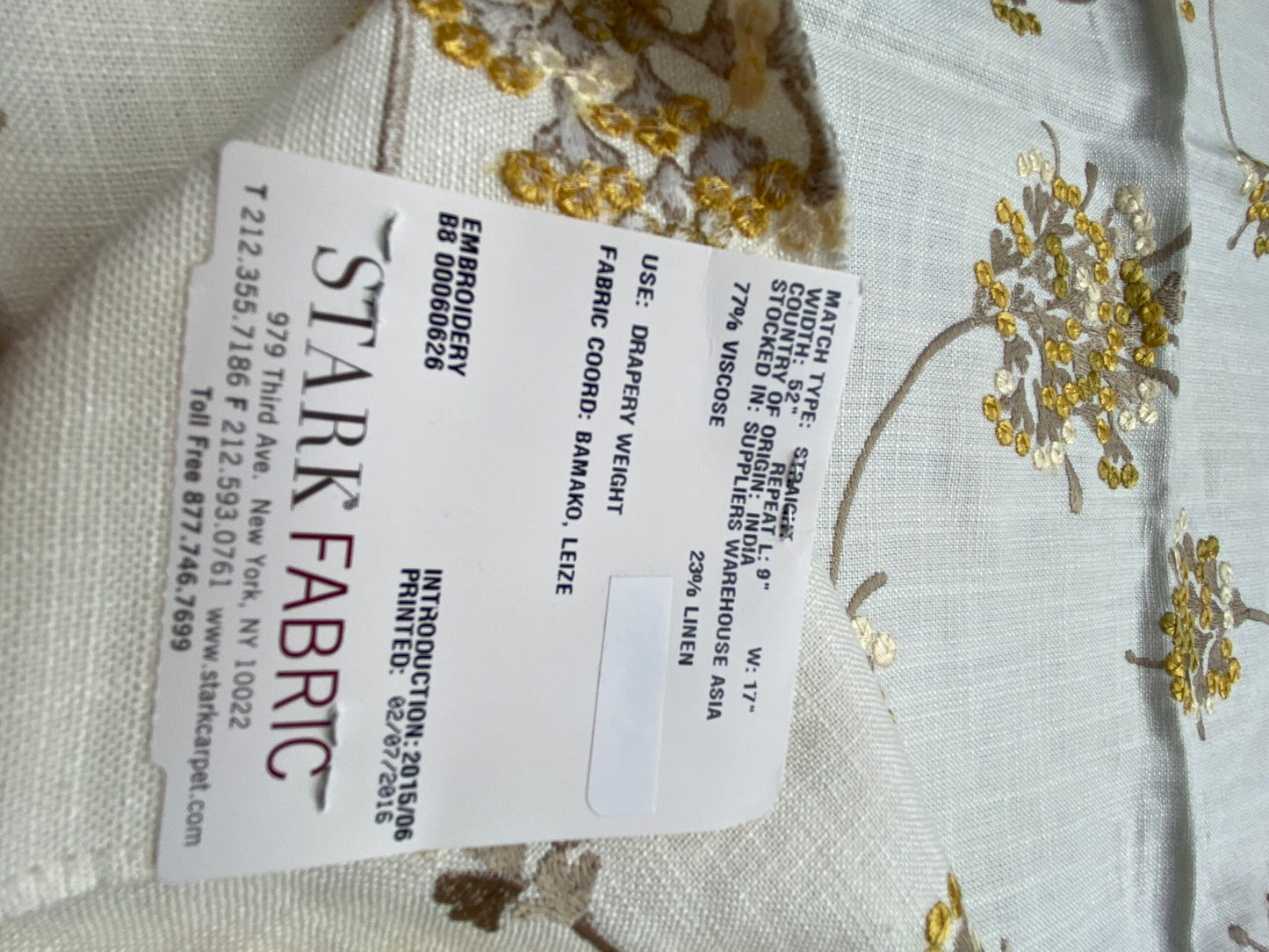 42 Berkbox99 Square Embroidery by Alhambra Tais Gold Gray on White Floral Botanical Foliage MSRP USD300+/y