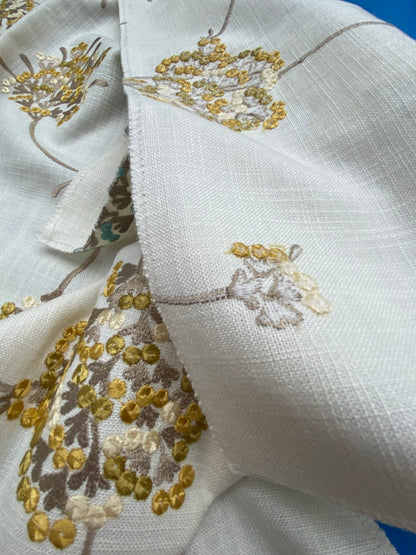 42 Berkbox99 Square Embroidery by Alhambra Tais Gold Gray on White Floral Botanical Foliage MSRP USD300+/y