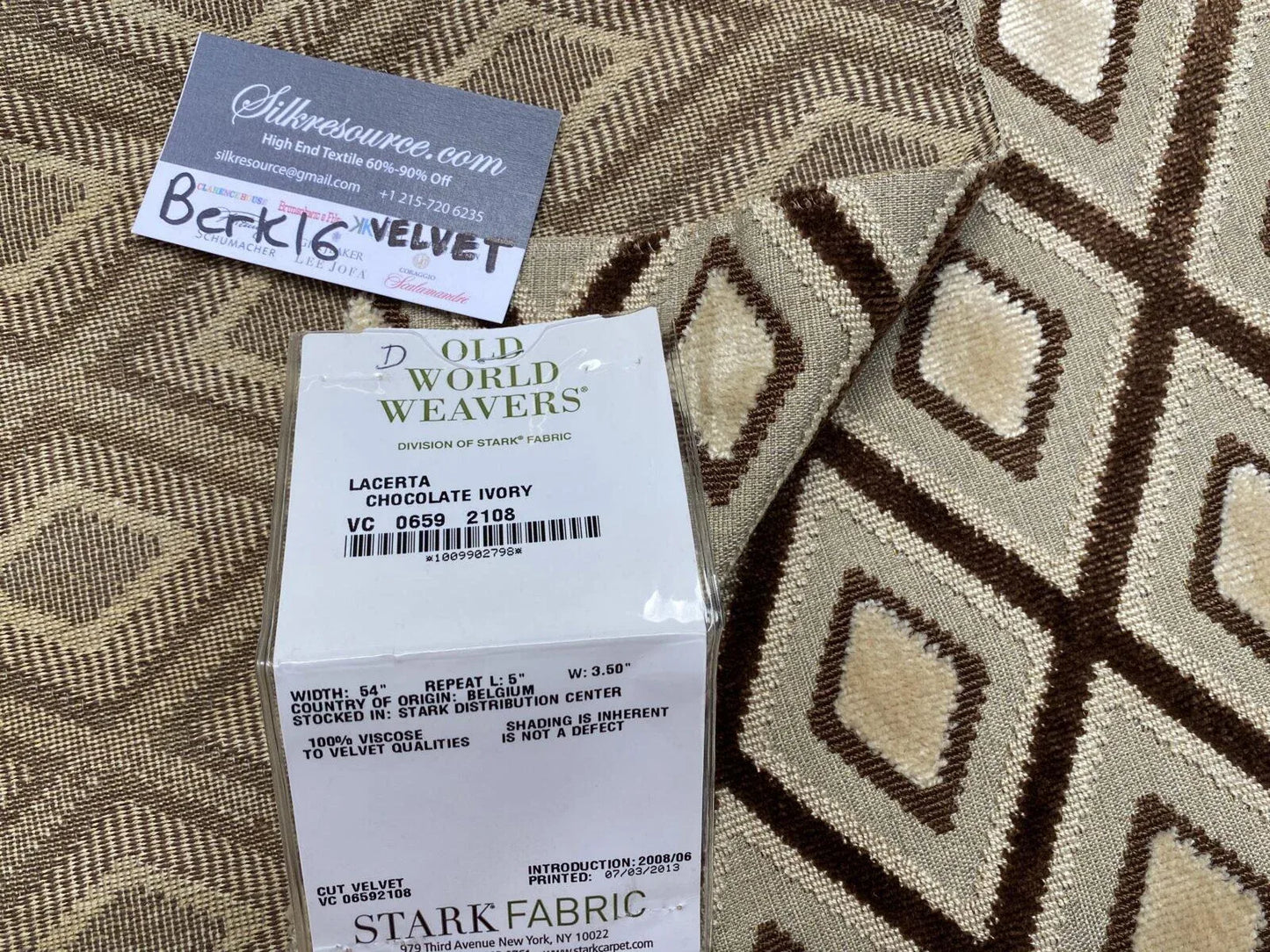 5d Berkbox16 Scalamandre Velvet Lacerta Chocolate Ivory