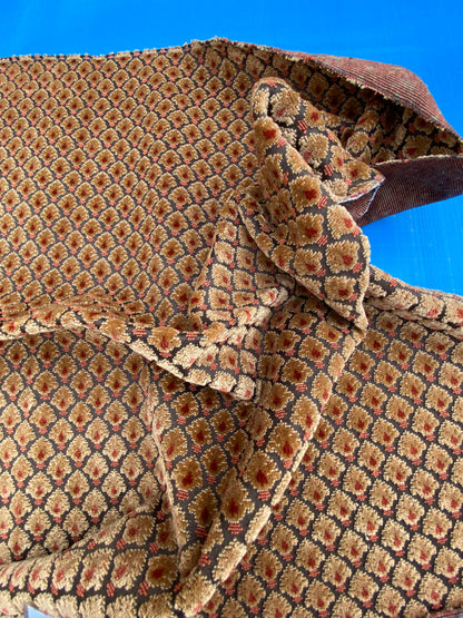 9 Berkbox100 Square Jacquard by Old World Weavers Verrier Harvest Gold Black Diamond Ogee MSRP USD 668/y