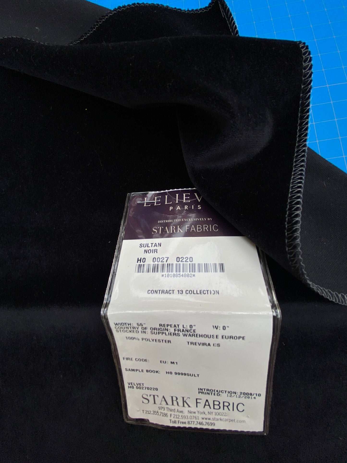 10 Berkbox100 Square Plains/Texture by Lelievre Paris Sultan 3 Pieces in Different Colorways