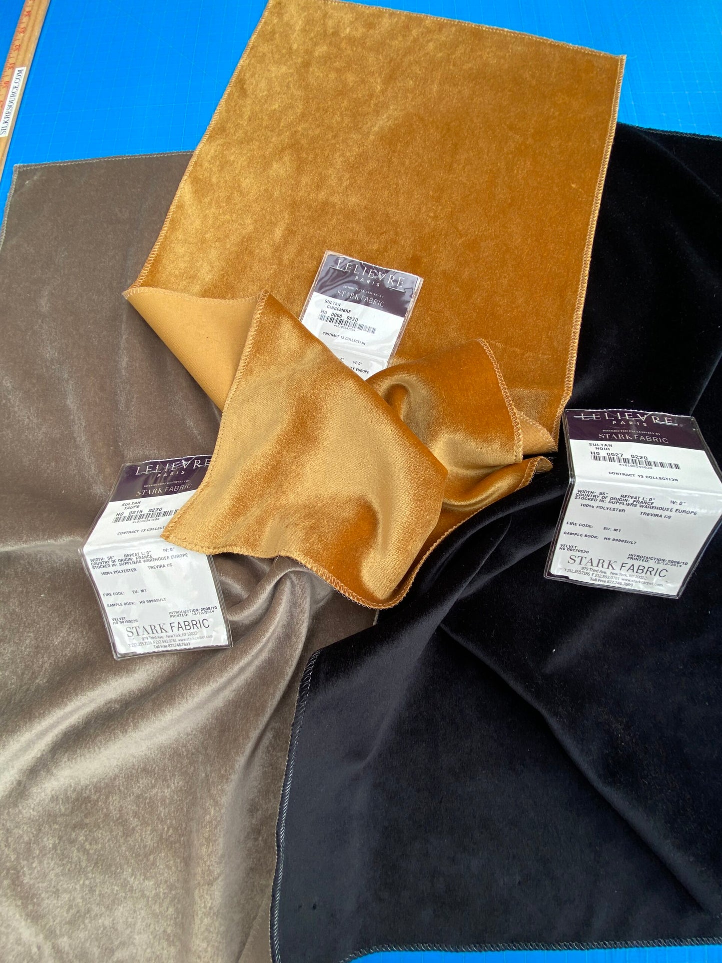 10 Berkbox100 Square Plains/Texture by Lelievre Paris Sultan 3 Pieces in Different Colorways