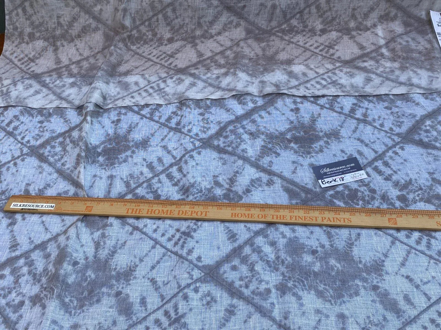 42 Berkbox18 Scalamandre Woven 1.4 Yard Itajime Asphalt X 1.4 Itajime Beachwood