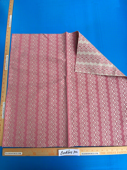 Berkbox Jacquard Weave - Pink White Stripe
