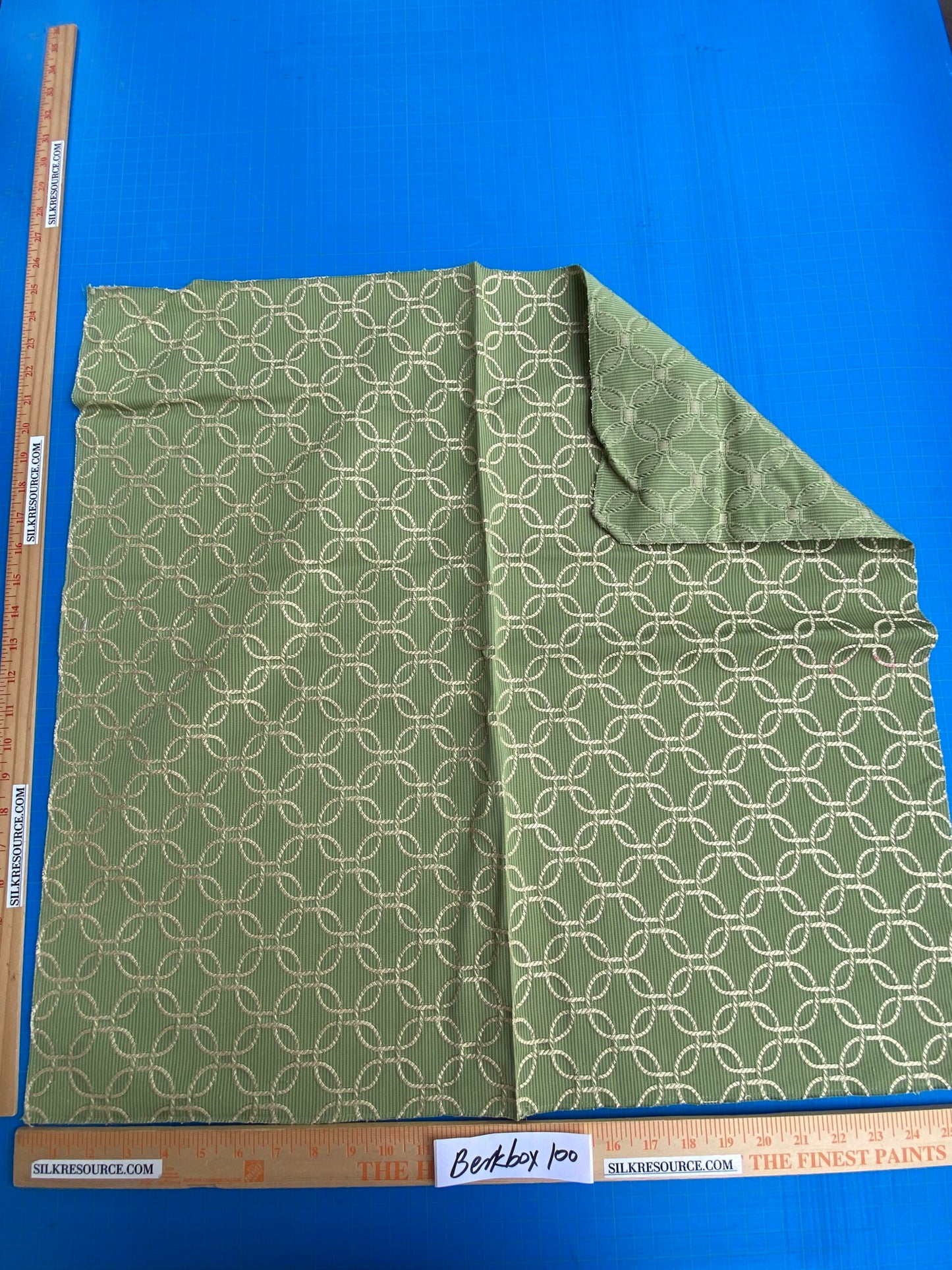 16 Berkbox100 Square Jacquard Green White Dot Circle Art Deco MSRP USD300+/y