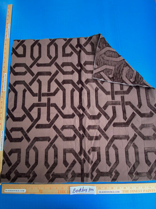 19 Berkbox100 Square Jacquard by Scalamandre Wexford Lichen Brown Fretwork Geometric MSRP USD300+/y