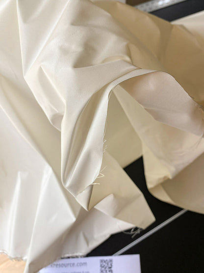 Scalamandre Ascot Ivory 100% silk Taffeta Pure White Very Thick! Per Yard MSRP USD 238/Y