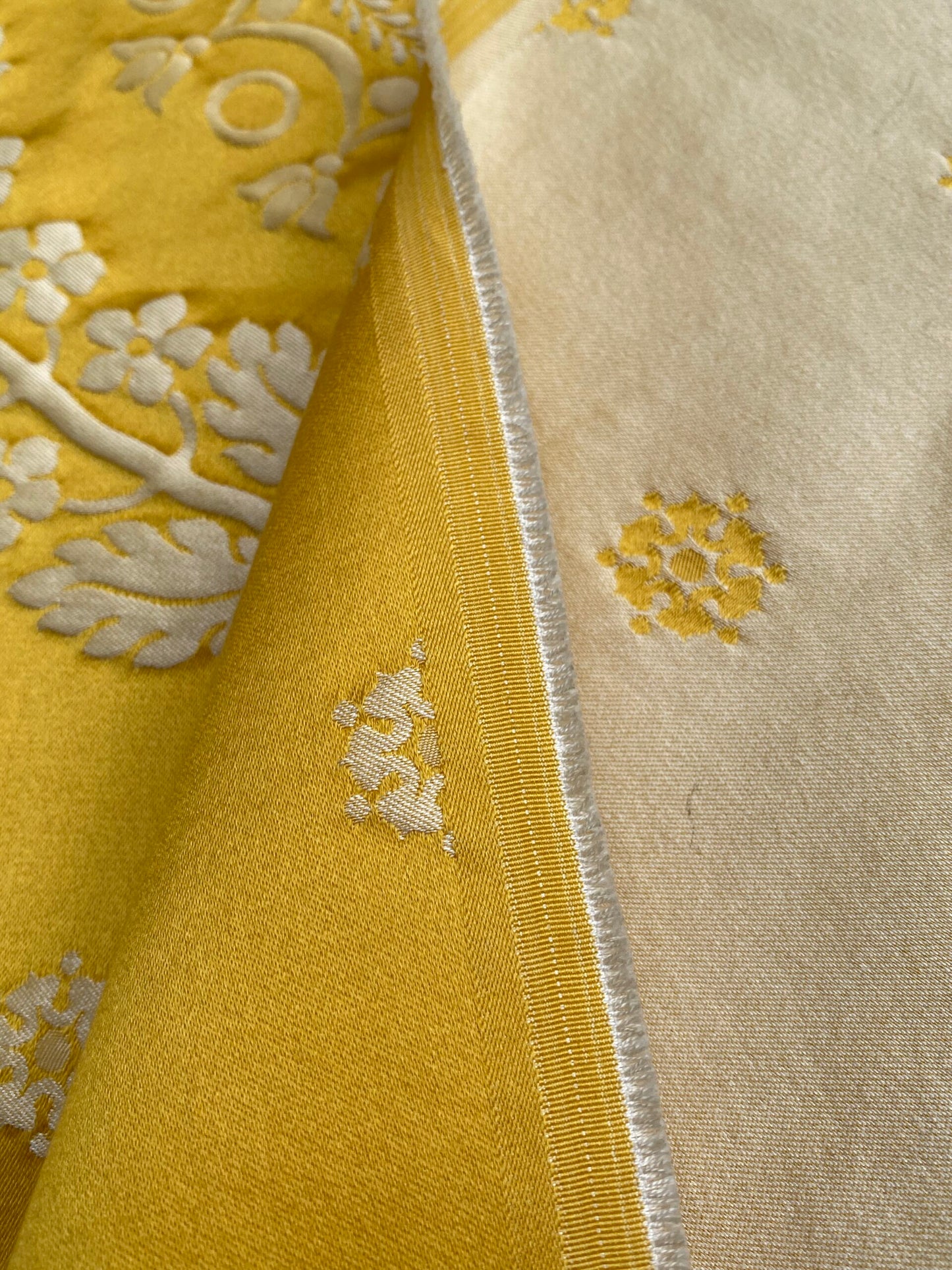 2 Berkbox101 Square Silk by Lelievre Paris Gericault Seat and Back Or Yellow White House Neoclassic Medallion Chair Seats 58"L x 25"W MSRP USD500+/y