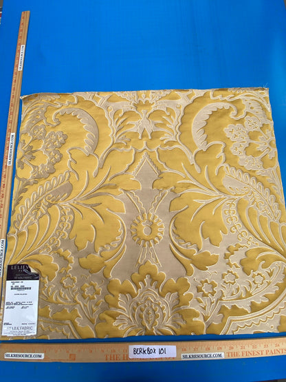 16 Berkbox101 Square Silky by Lelievre Paris Odalisque Ho Or Yellow Damask Historic MSRP USD 668/y