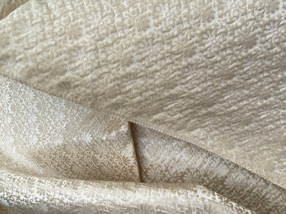 17 Berkbox101 Square Silk by Old World Weavers Carlos Small Damask Almond Cream White MSRP USD300+/y