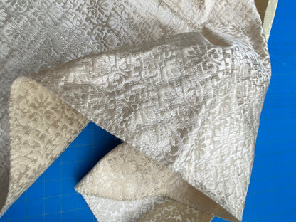 24 Berkbox101 Square Silk by Old World Weavers Carlos Small Damask Ivory Cream White Brown Small Scale MSRP USD300+/y