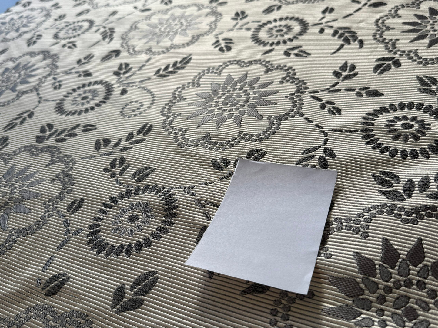 By Yard Scalamandre Kasumi Silver Cloud Silk Lampas Kimono Daisy Flower Art Deco MSRP USD 276/Y